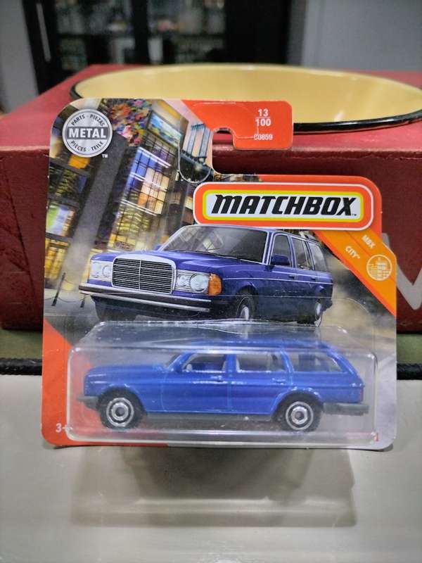 Matchbox Mercede-Benz W123 Wagon