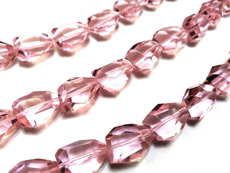 Beads / Glass Beads -20x15mm shapes- rose'- 18pcs string / Beads for crafting