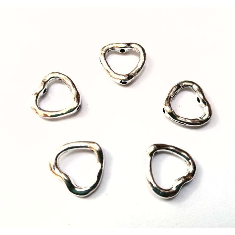 Beads / Heart Metal Beads - 5pcs  - 14mm - Hole +/- 1.8mm- silver color / beads for crafting