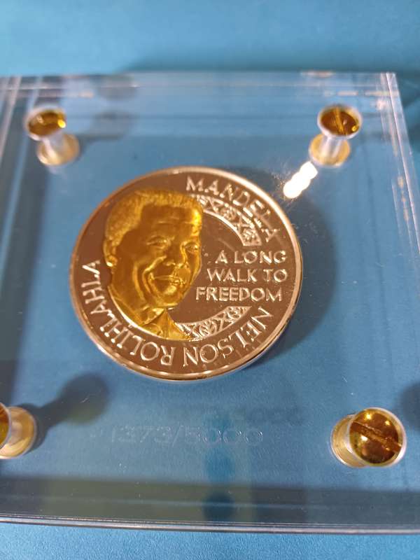 Mandela father of the nation 100g medallion