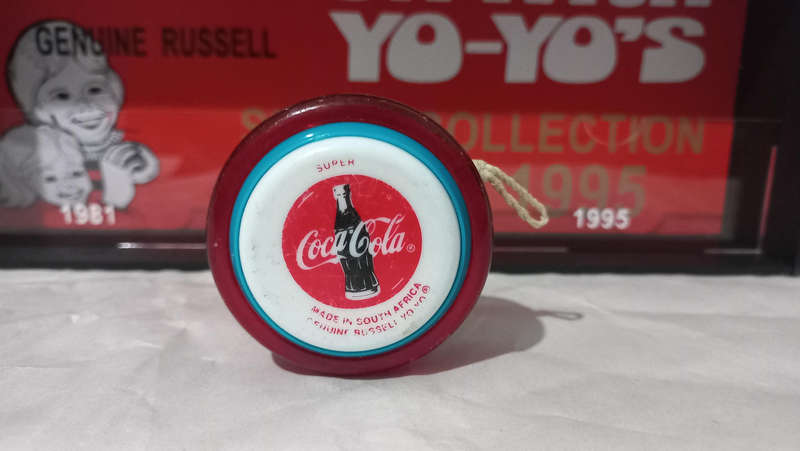 Vintage Coca Cola yoyo's