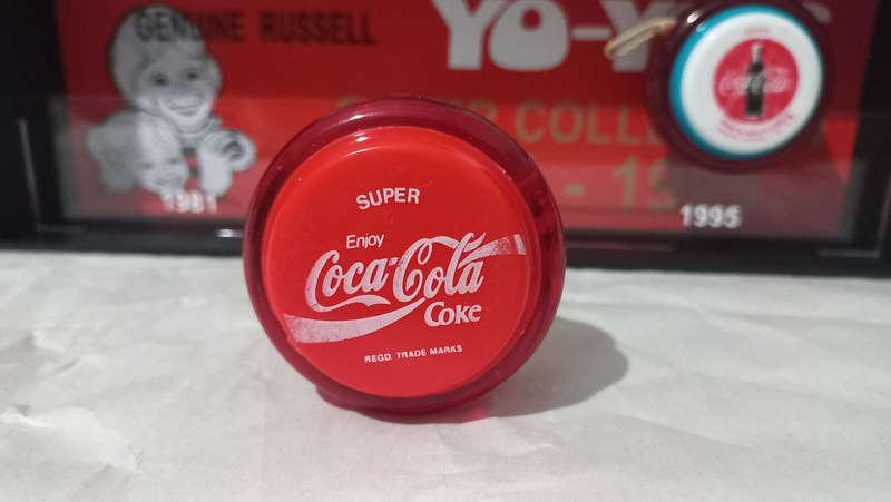 Vintage Coca Cola yoyo's