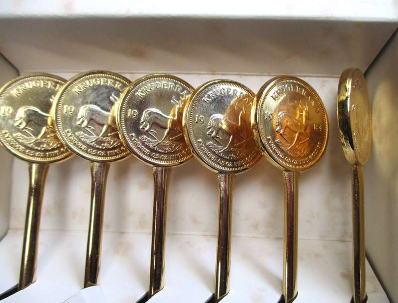 Viners Stainless Steel Cutlery - Kruger Rand Spoons - gold plated