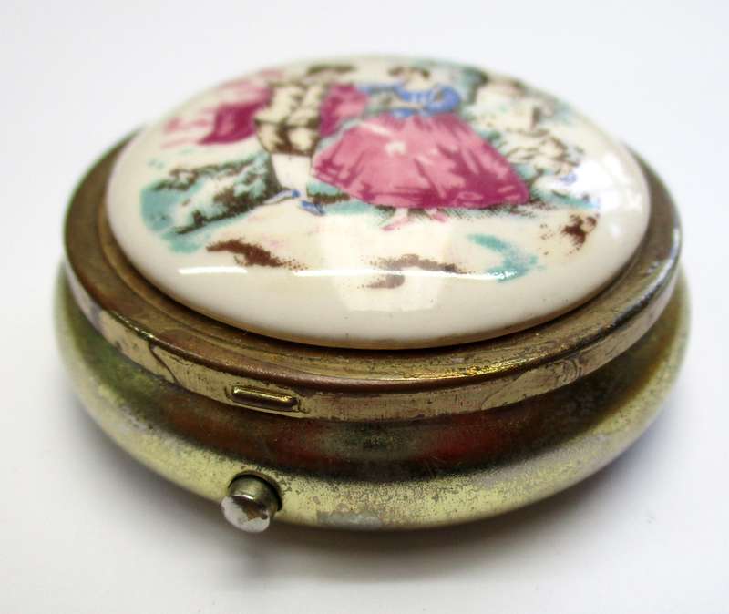 Vintage Trinket / make-up container - Hong Kong