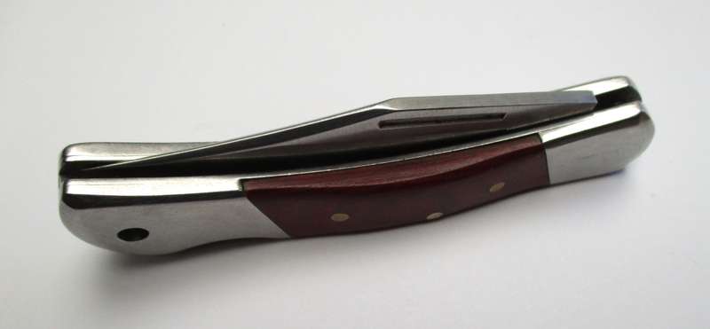 Lock back pocket knife