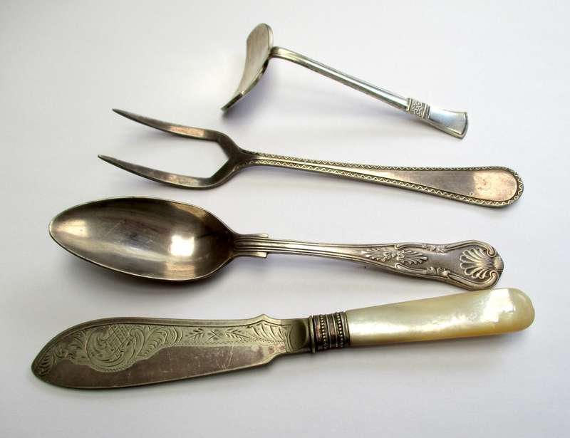 Lot - Antique - vintage EPNS cutlery