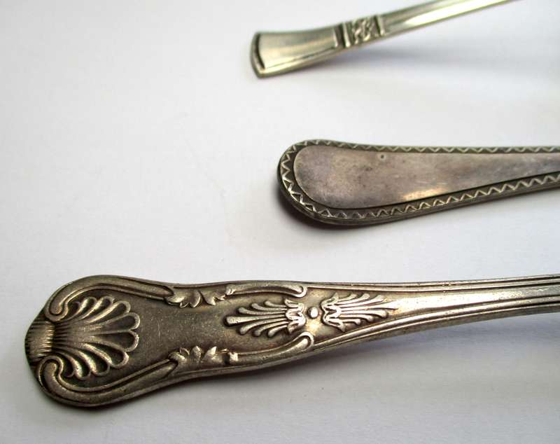 Lot - Antique - vintage EPNS cutlery