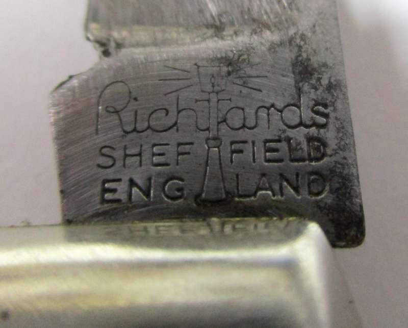 Vintage Richards (Lamp post) Tartan Pocket knife