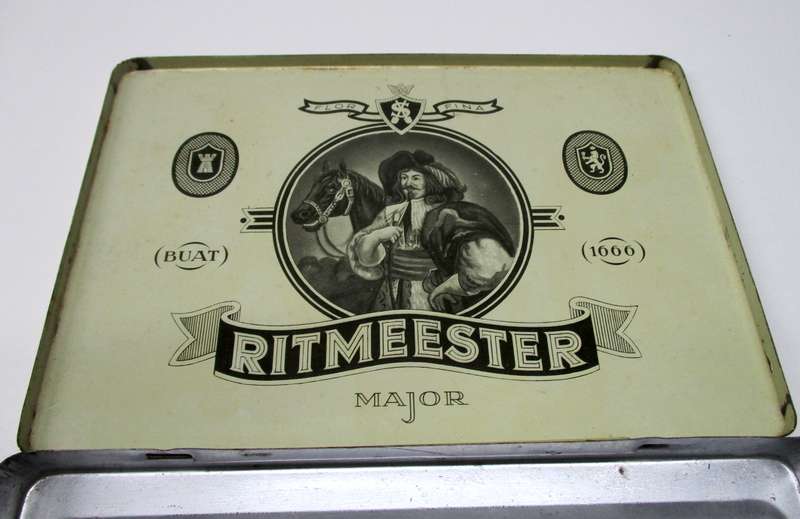 Vintage Ritmeester Cigarette Tin