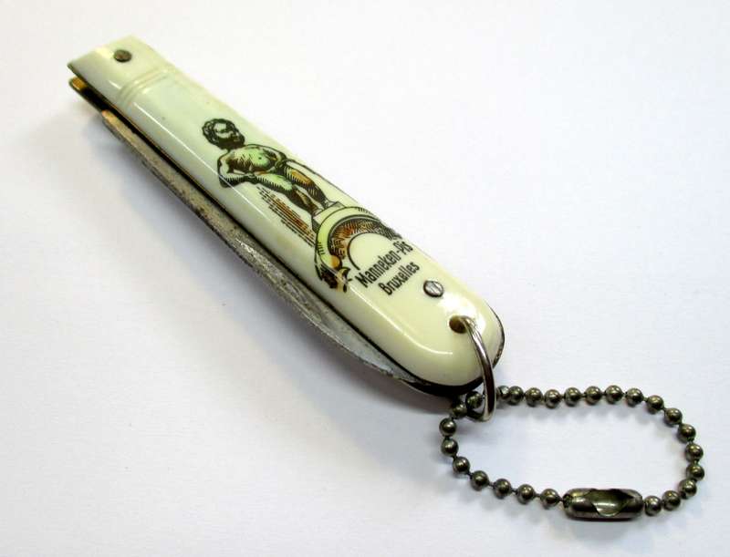 Vintage pocket knife / Brussels - Belgium tourism - Manneken-Pis Bruxelles