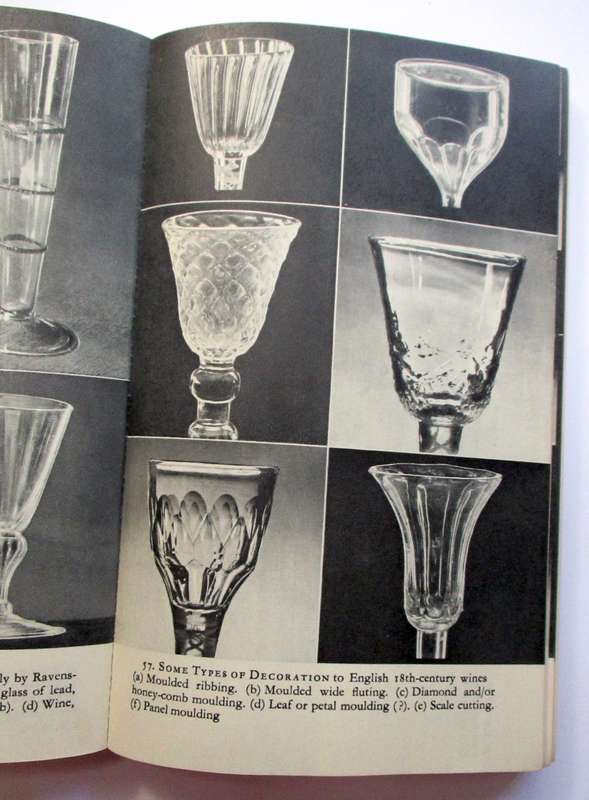 Glass through the ages - E. Barrington Heynes - Pelican Books paperback