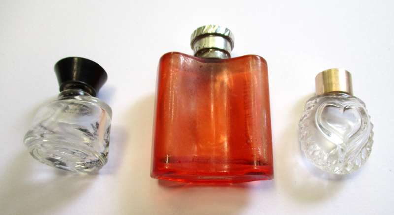 Lot of small perfume bottles - Empty - Dunhill / Lacome