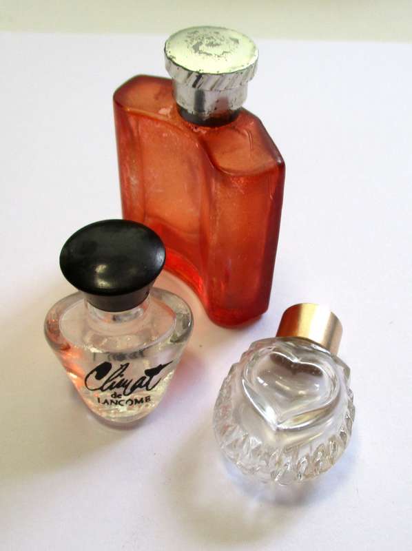 Lot of small perfume bottles - Empty - Dunhill / Lacome