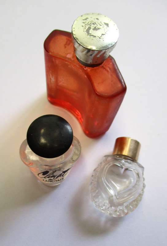 Lot of small perfume bottles - Empty - Dunhill / Lacome
