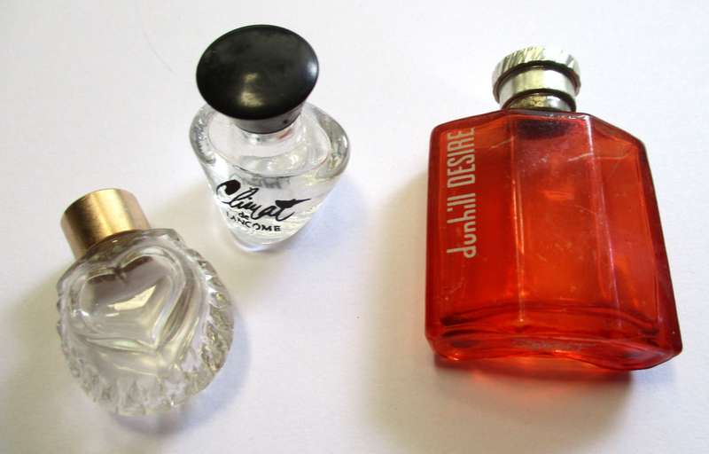 Lot of small perfume bottles - Empty - Dunhill / Lacome