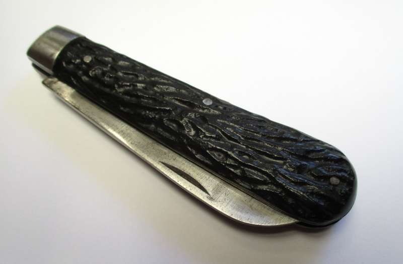 Sheffield made folding knife - Eye Witness