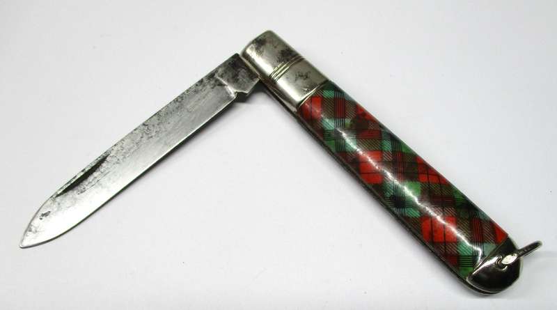 Vintage Tartan Richards (Lamp post) Pocket knife Made in Sheffield, England