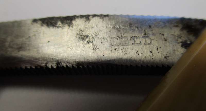 Vintage Keen Edge - Sheffield made straight razor / cut throat razor in box.