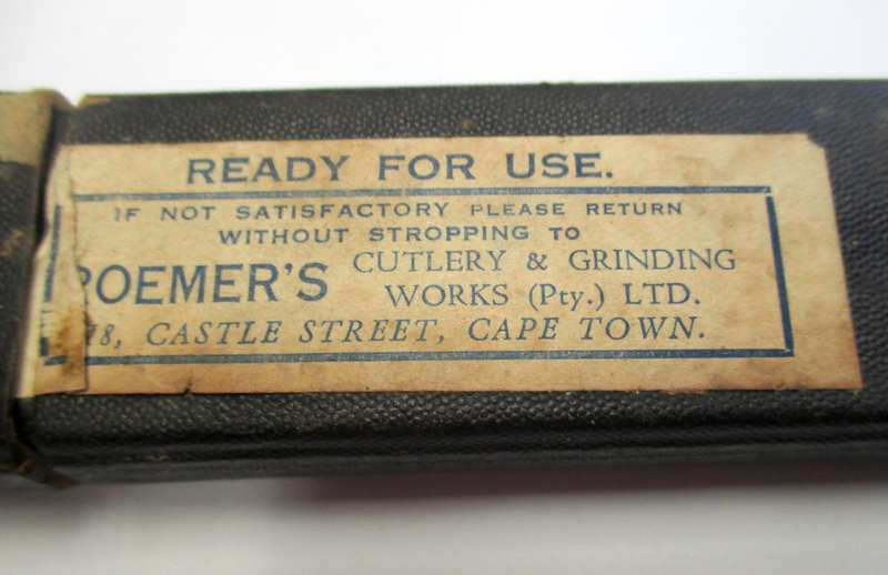 Vintage Keen Edge - Sheffield made straight razor / cut throat razor in box.