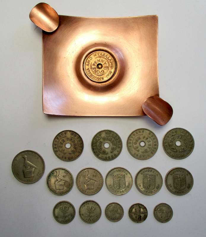 Lot - Rhodesia coins and coin ashtray