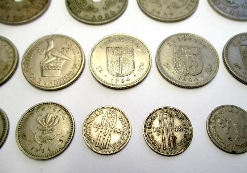 Lot - Rhodesia coins and coin ashtray