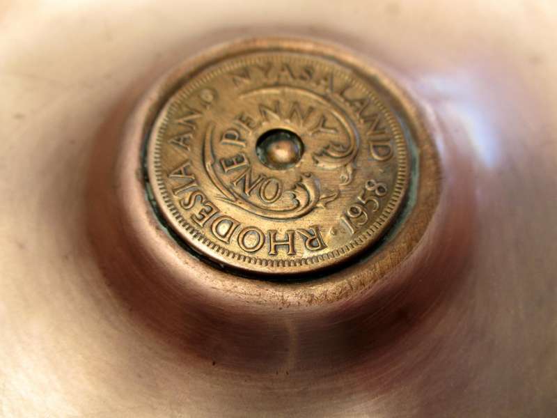 Lot - Rhodesia coins and coin ashtray
