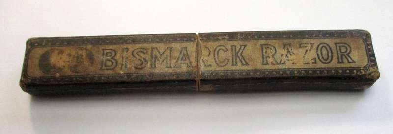 Antique / vintage - Empty Cut Throat Razor Box - Bismarck