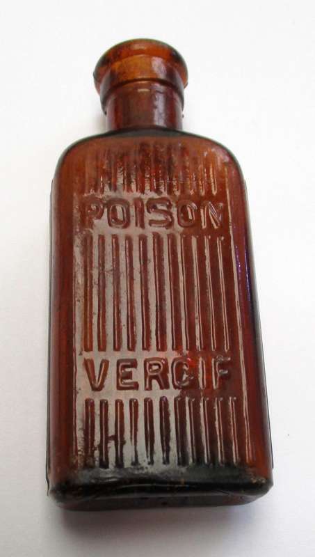Vintage Amber Poison Bottle / Vergif bottle  - Talana