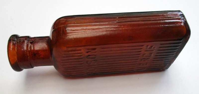 Vintage Amber Poison Bottle / Vergif bottle  - Talana
