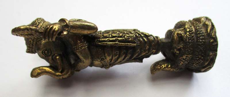 Small brass Ganesha Statue / Shrine Deity
