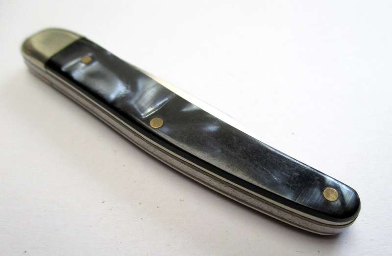 Bonsa Dog Leg pocket knife, small. Made in Solingen, Germany.
