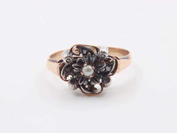 ANTIQUE 18K GOLD, DIAMOND & PEARL RING