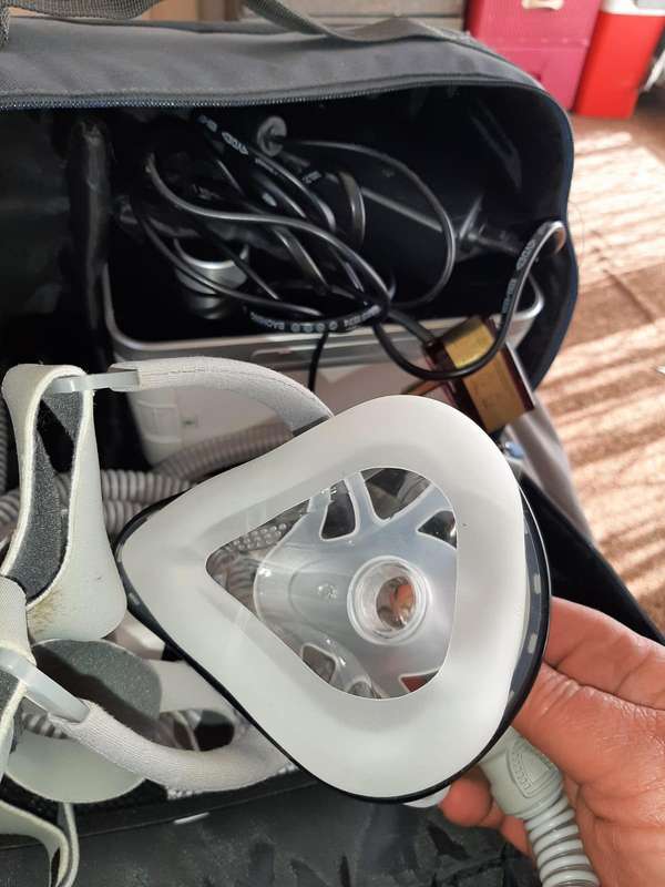 Resvent CPAP RXi Breeze PRO machine with Mask.