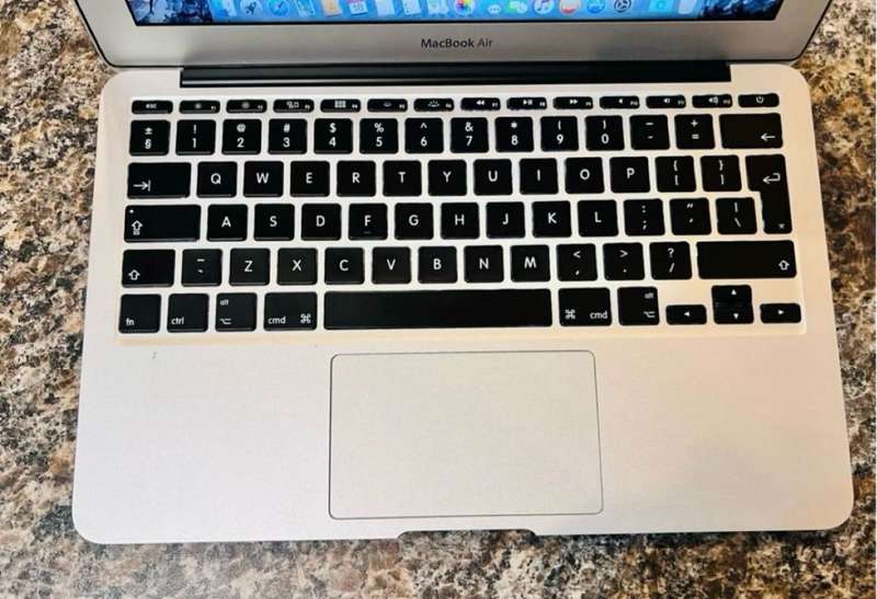 MacBook