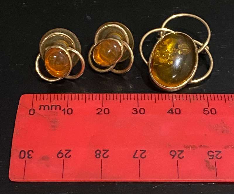 Rare Vintage Russian 9ct  yellow gold and Amber earring and brooch set
