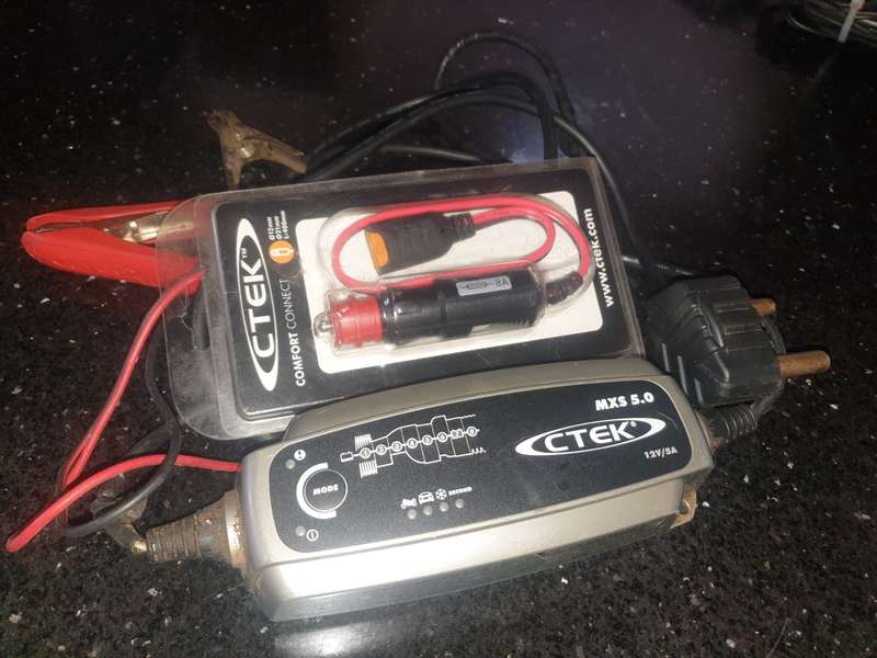 CTEK MXS 5.0 Car battery charger