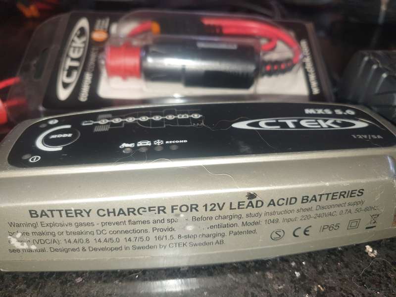 CTEK MXS 5.0 Car battery charger