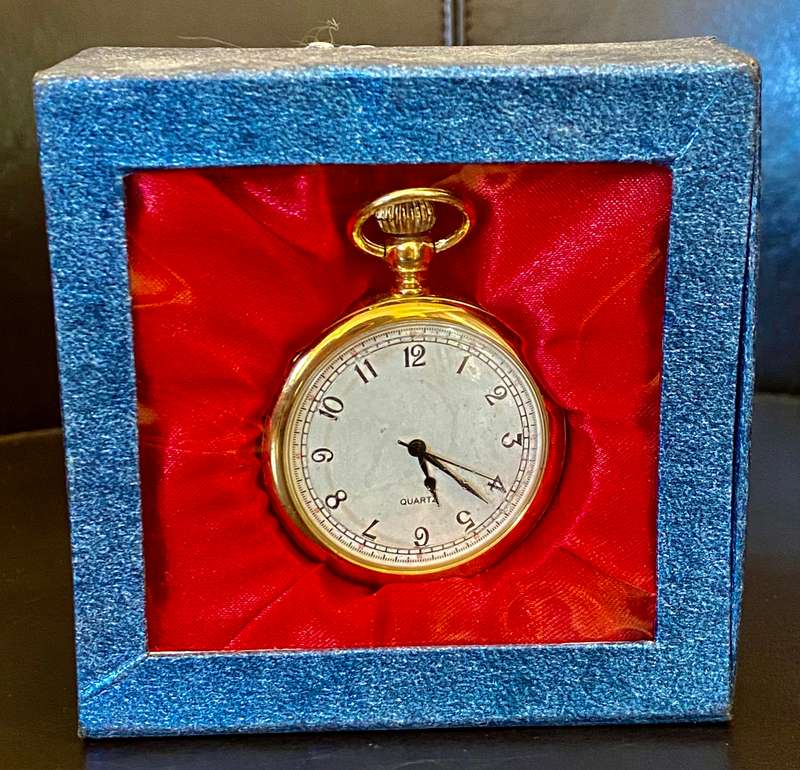 Pocket watch Quartz in box white face with numerals