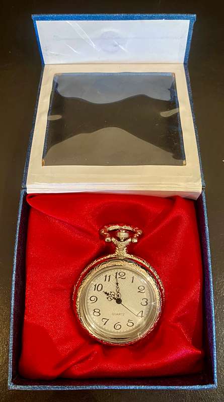 Pocket watch Quartz in box with large numerals