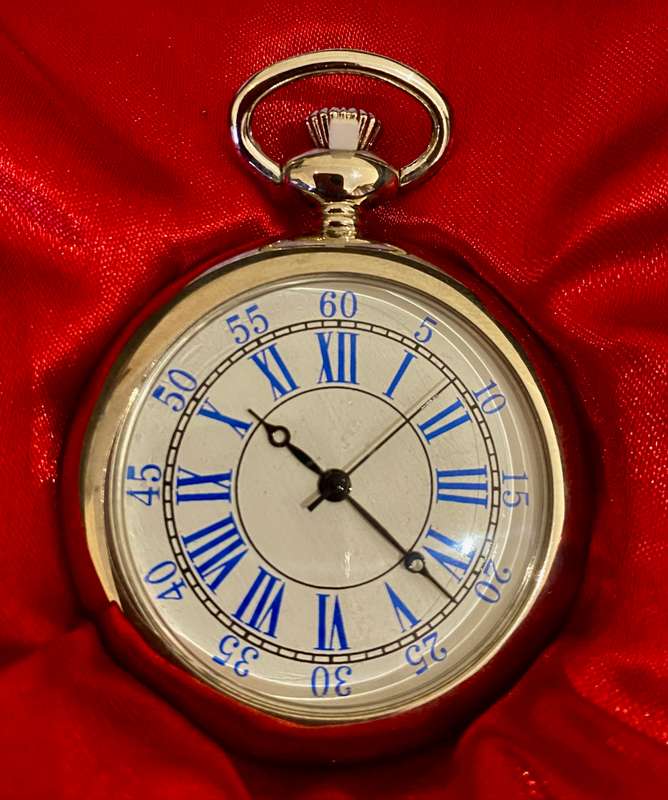 Pocket watch Quartz in box with Roman numerals and seconds numerals