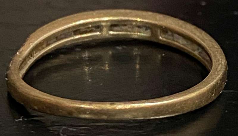 10 real diamond set in 9ct yellow gold Eternity ring