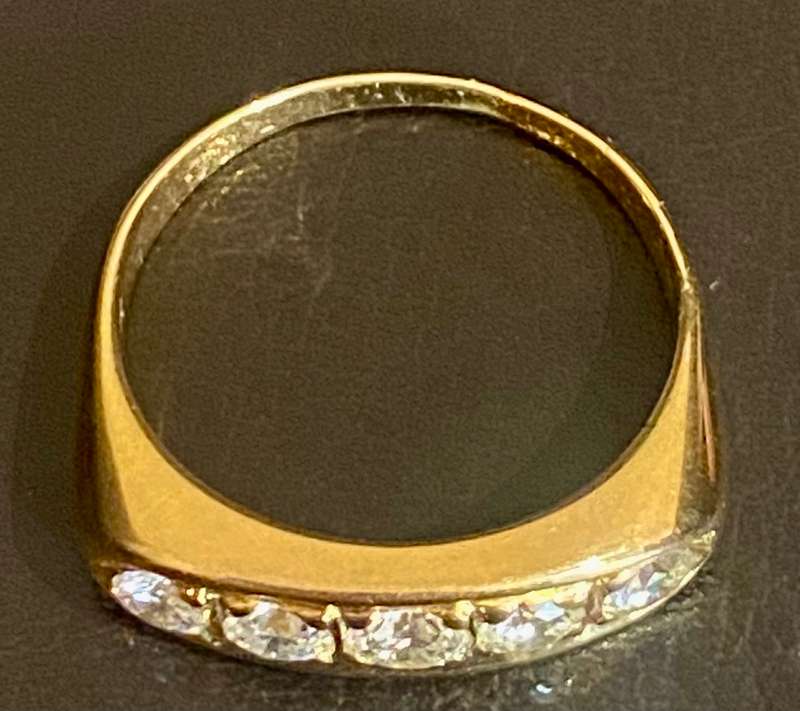 18ct Victorian yellow gold with 5x diamond of approx. 0.85 carats ring