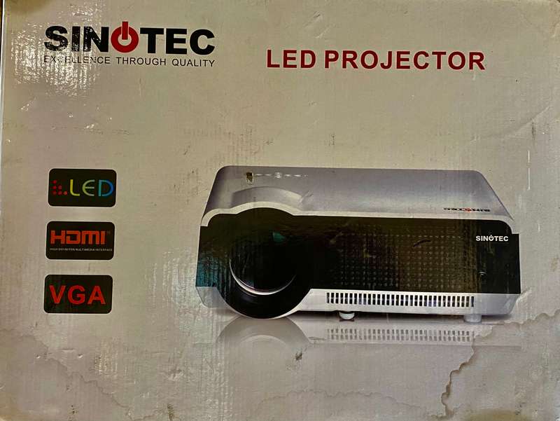 Sinotec LED projector model SPJ86C with remote in box