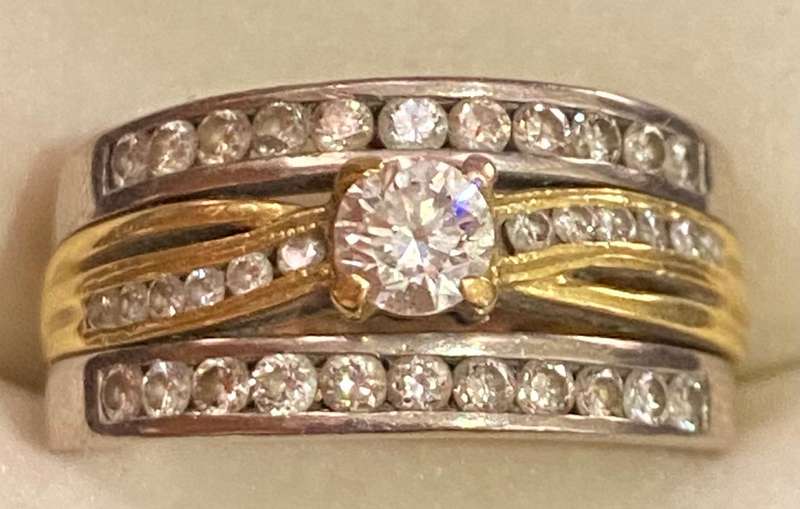 18 CT yellow gold  & white gold 3in1 Diamond Ring manufactured by Sid Forman