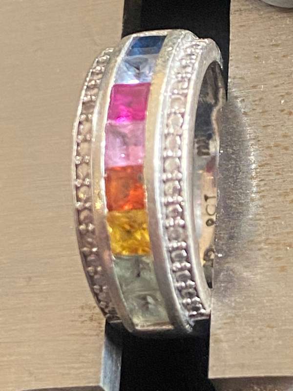 9ct White Gold and Multicoloured Gem ring