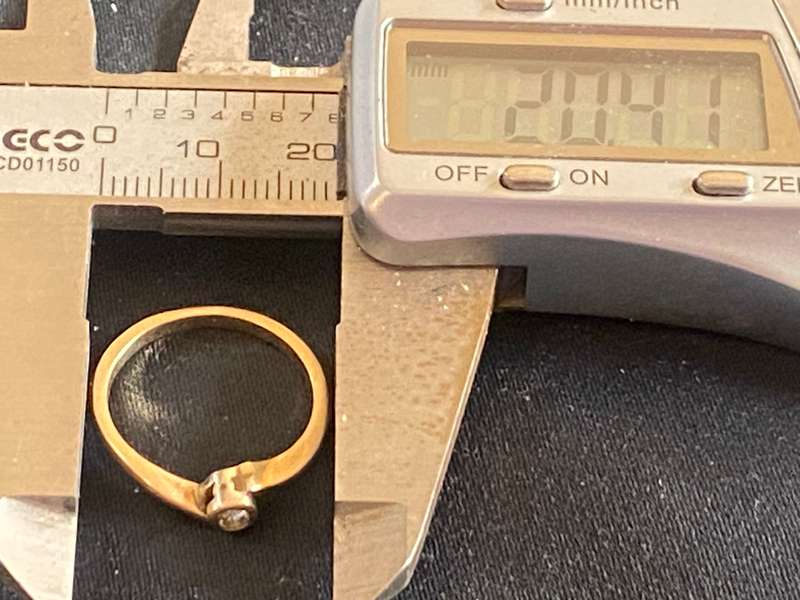 9ct yellow gold vintage solitaire 0.10 carat diamond ring made in Birmingham, GCJ