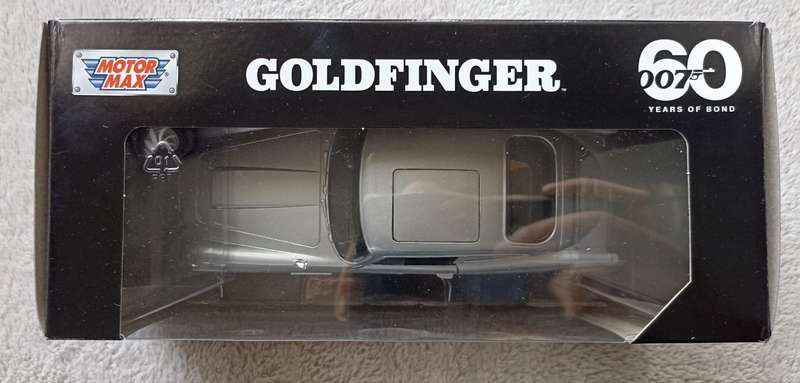 James Bond Aston Martin DB5 - 1:24 Scale (Sealed) Collectible