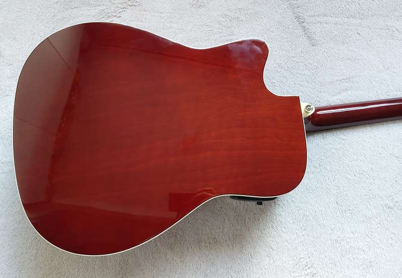 Yamaha FX370C Acoustic Guitar with Hardcase