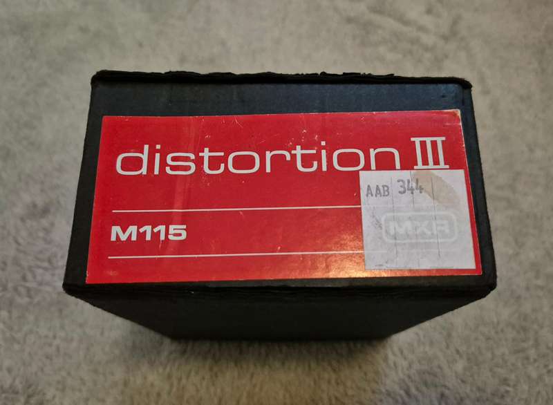 MXR Distortion III Guitar Pedal (M115)