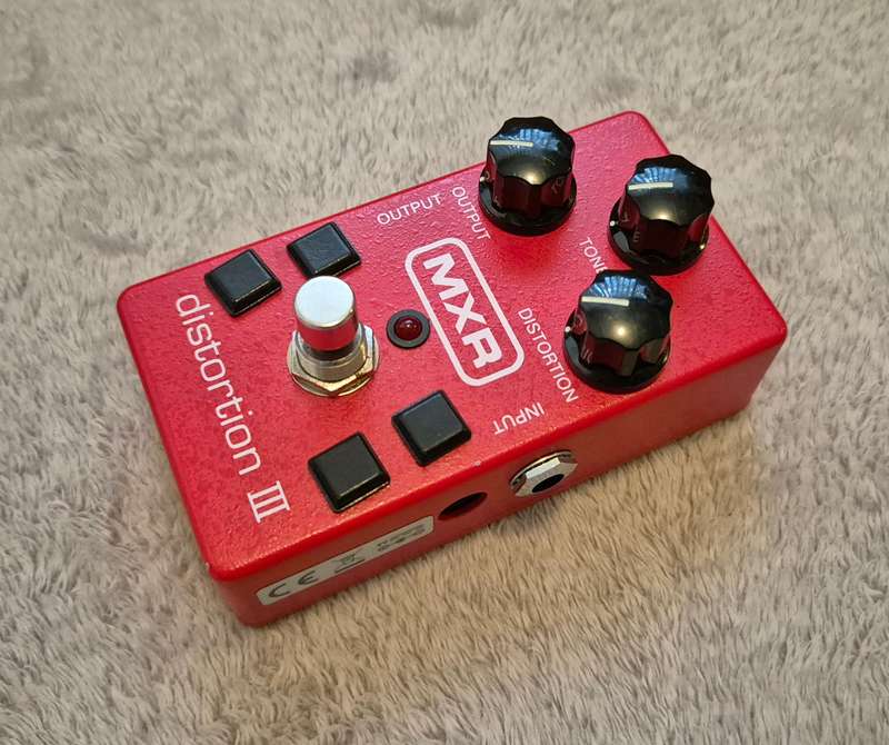 MXR Distortion III Guitar Pedal (M115)